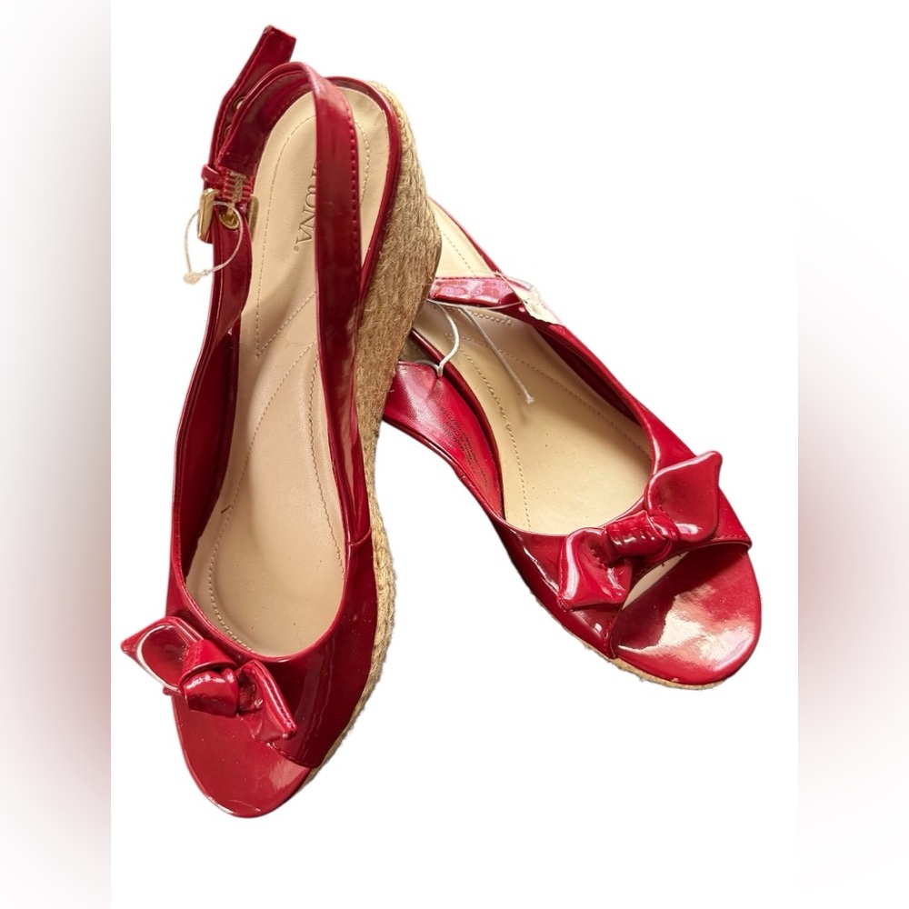 Merona Red Patent Slingback Peep-Toe Espadrille Wedge Sandals with Bow Accent